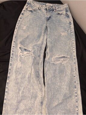 Love Soho Light Wash Distressed Jeans - Size 5